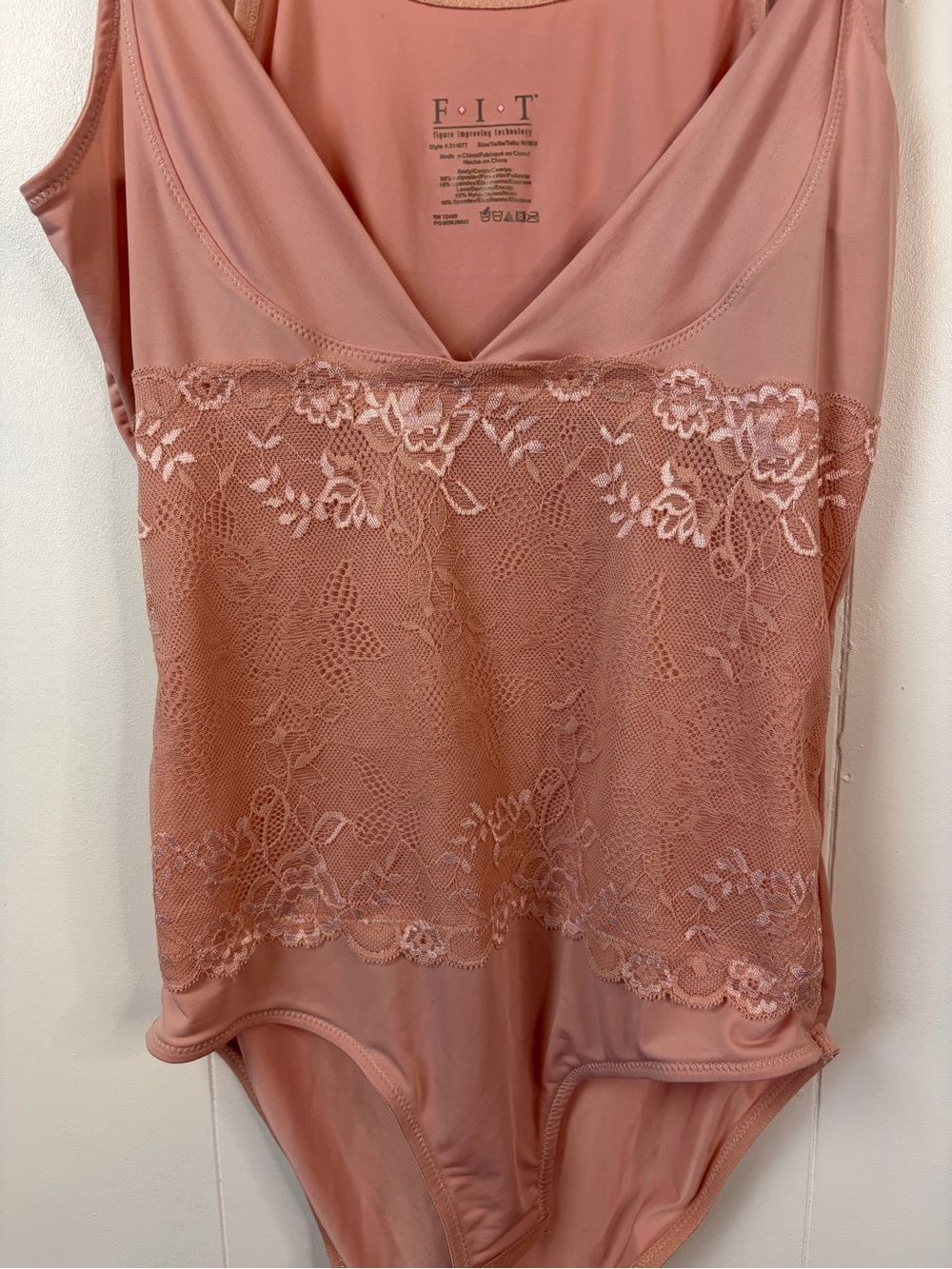 FIT Cami Shapewear Shaping Bodysuit Dusty Pink Medium Wear your own bra - Picture 3 of 8